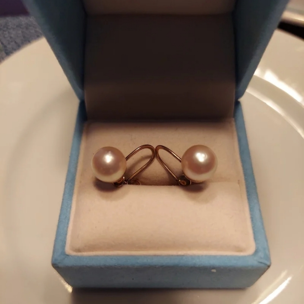 14K Gold Real High Luster Genuine 8.792 mm Pearls Screw Clip-On Earrings EVC!